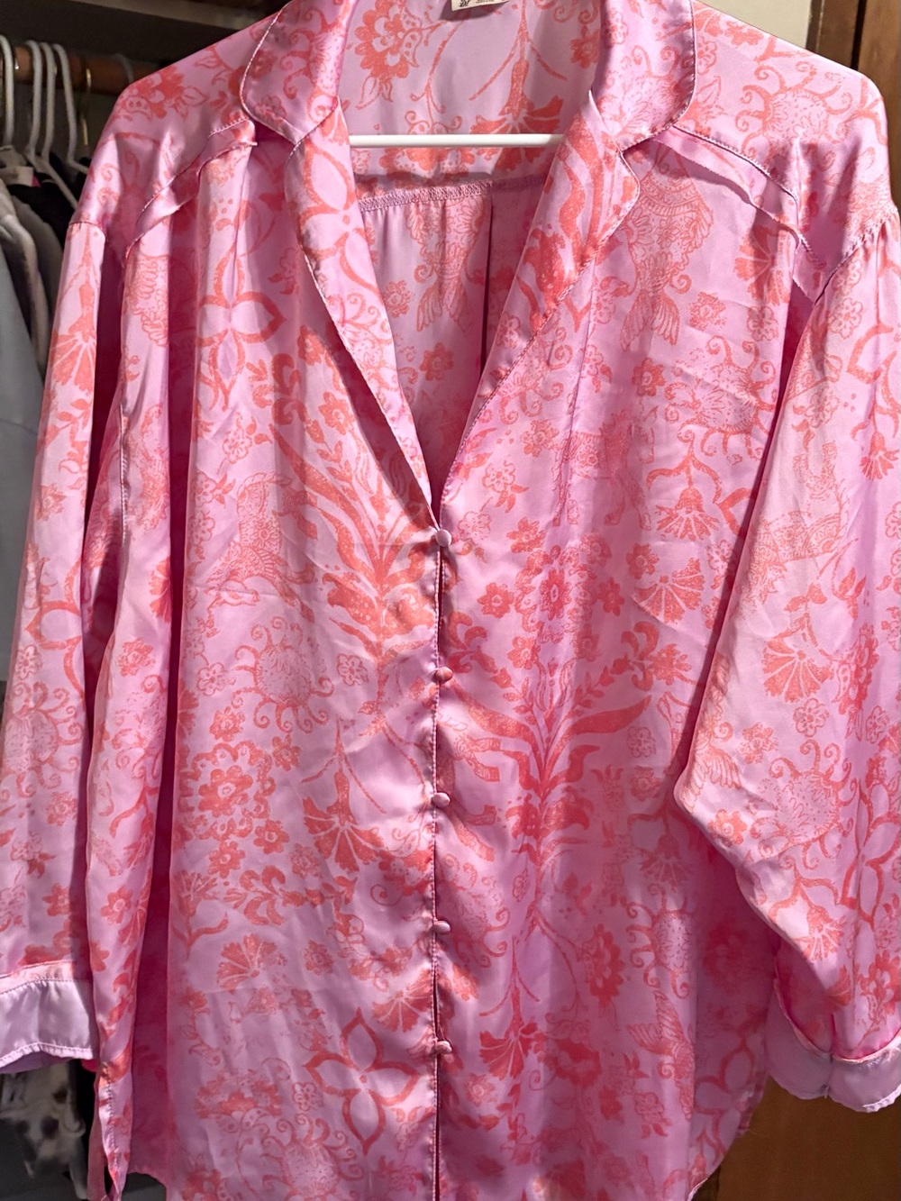Free People beautiful Pink Satin Floral Button-Front Pajama Top xl